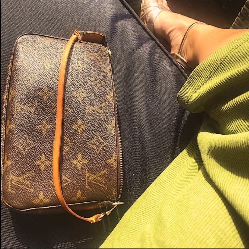 Louis Vuitton Brown Monogram Mini Pochette with Gold Hardware - Picture 2 of 16